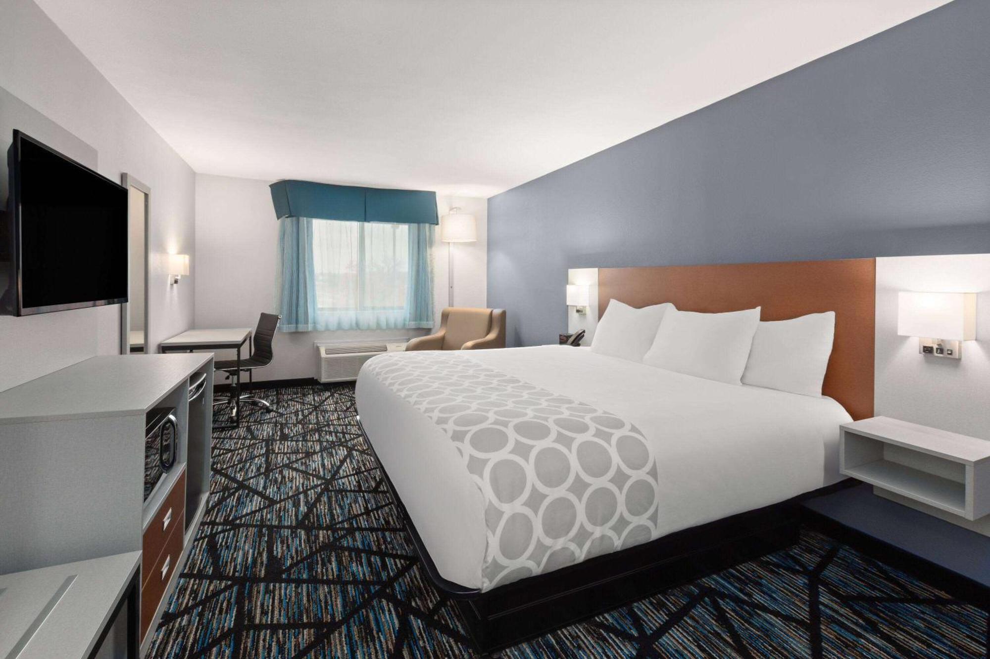 Hotel Baymont By Wyndham Warrenton Exterior foto