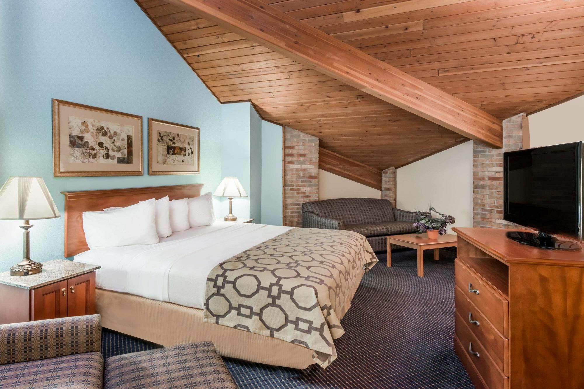 Hotel Baymont By Wyndham Warrenton Exterior foto